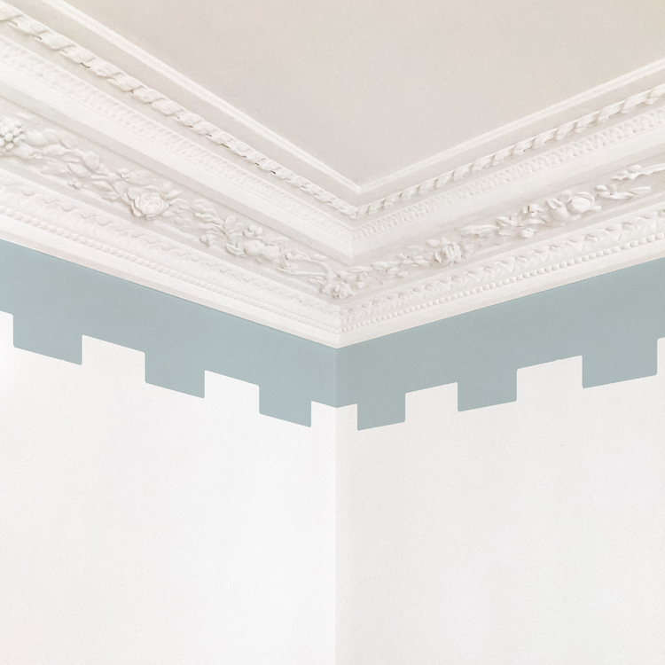 FRISE CRÉNELÉE bleu pastel