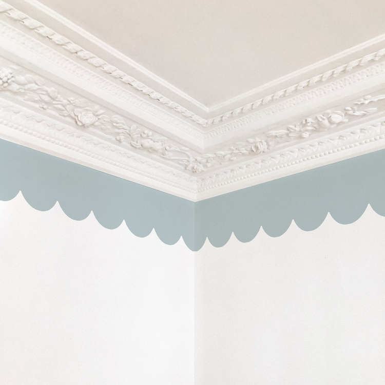 FRISE FESTONNÉE bleu pastel