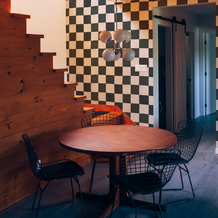 ÉMILIE noir et blanc